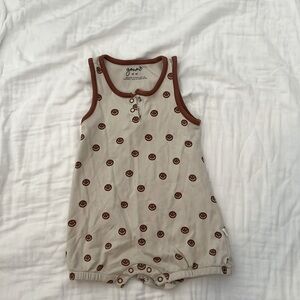 Goumi Smiley Romper